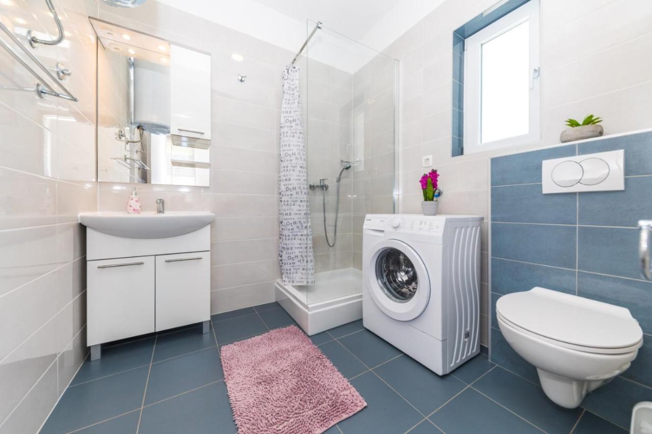 Apartment Nina Stobreč Екстериор снимка